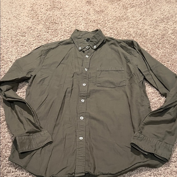 Men's Bundle. Vineyard Vines and More! - Picture 11 of 16